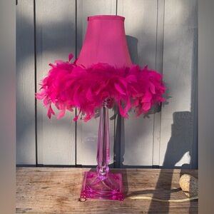 The Ashley Furniture Auren Acrylic Table Lamp & Boa Bell Fur Shape Glam Pink